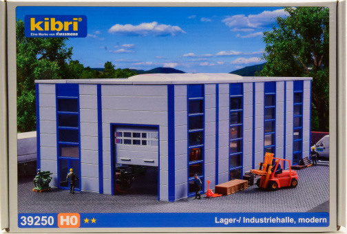 Kibri 39250 (H0) – moderne Lager-/ Industriehalle, Bausatz 