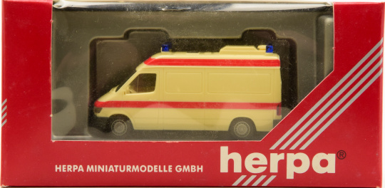 Herpa 042857 (1:87) – Mercedes-Benz Rettungswagen -Medimobil- 
