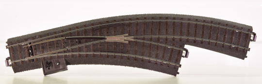Märklin 24672 – C-Gleis Bogenweiche rechts, mit Handschalthebel 
