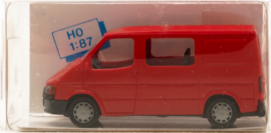 Rietze 10600 (1:87) – Ford Transit, rot 
