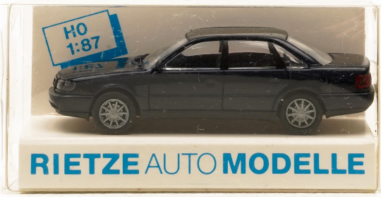 Rietze 10660 (1:87) – Audi A6 Limousine, dunkelblau 