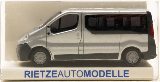 Rietze 21290 (1:87) – Opel Vivaro, silber 