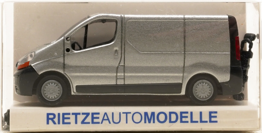 Rietze 21360 (1:87) – Renault Trafic, silber 