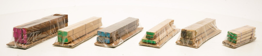 Ladegut (H0) – 6er Set Holzstapel, Echtholz 