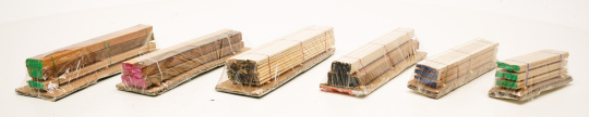 Ladegut (H0) – 6er Set Holzstapel, Echtholz 