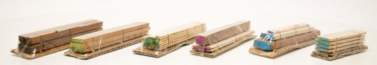 Ladegut (H0) – 6er Set Holzstapel, Echtholz 