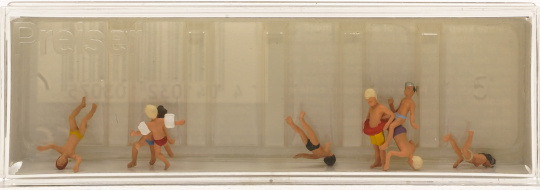 Preiser 10307 (1:87) – Kinder im Schwimmbad, 8 Figuren 