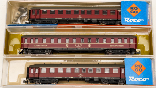 Roco 02274F (N) – 3-teiliges Schnellzugwagen-Set der DB 
